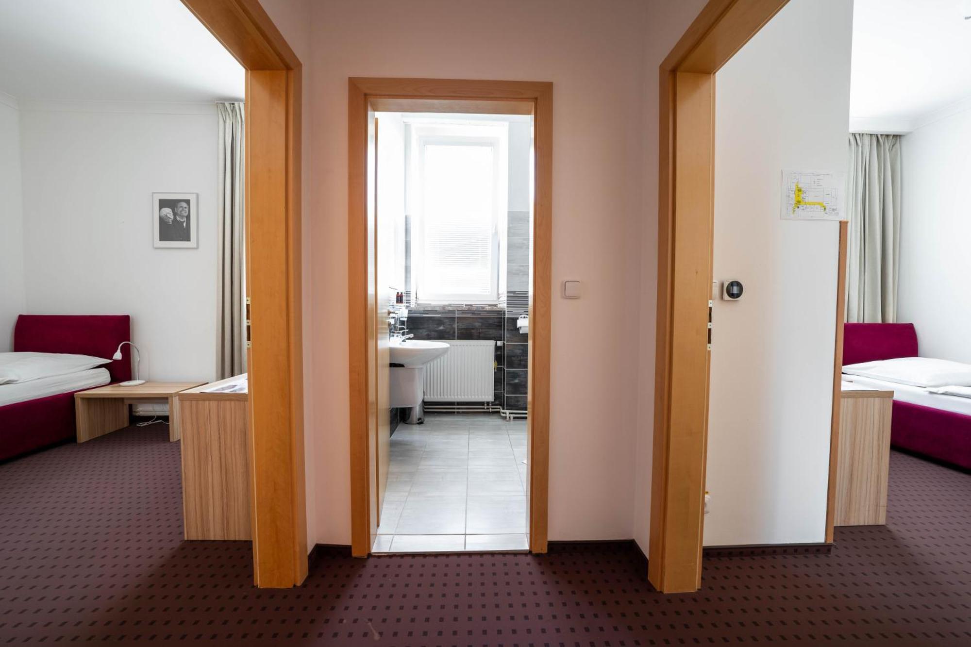 Mini Hotel Akord Ostrava Exteriör bild